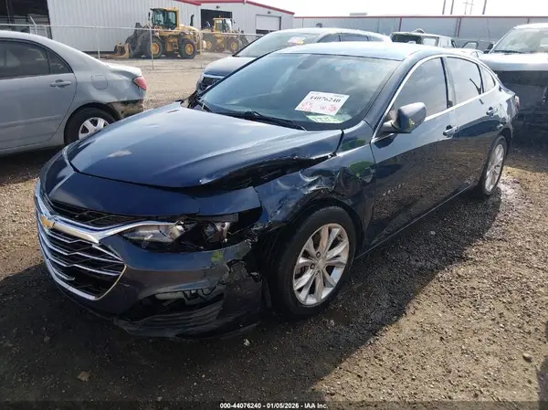 1G1ZD5ST3KF113269 2019 CHEVROLET MALIBU - Image 2