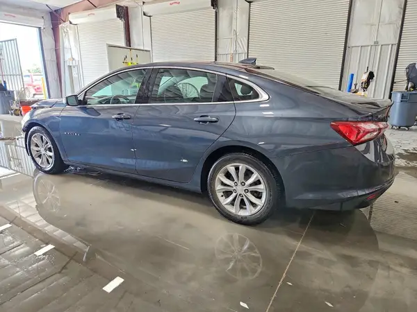 1G1ZD5ST3KF113806 2019 CHEVROLET MALIBU - Image 2