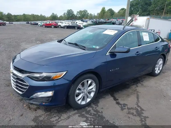 1G1ZD5ST3KF115040 2019 CHEVROLET MALIBU - Image 2