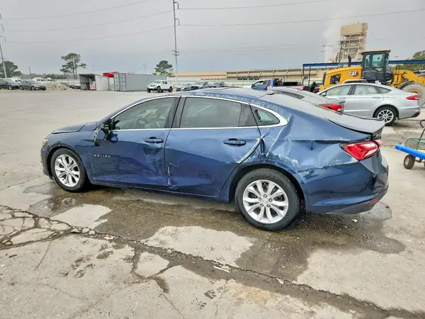 1G1ZD5ST3KF124093 2019 CHEVROLET MALIBU - Image 2