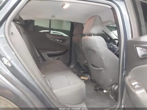 1G1ZD5ST3KF125888 2019 CHEVROLET MALIBU - Image 8