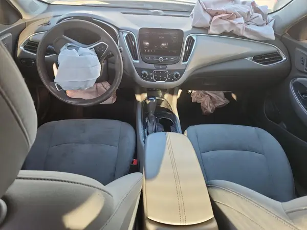 1G1ZD5ST3KF129410 2019 CHEVROLET MALIBU - Image 8