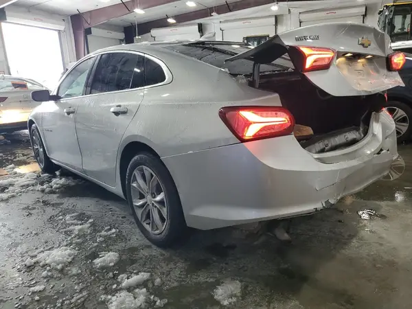 1G1ZD5ST3KF134364 2019 CHEVROLET MALIBU - Image 2
