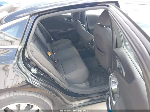 1G1ZD5ST3KF157188 2019 CHEVROLET MALIBU - Image 8