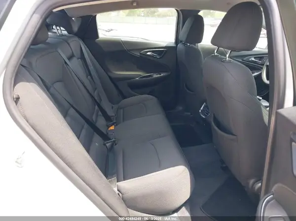 1G1ZD5ST3KF170409 2019 CHEVROLET MALIBU - Image 8