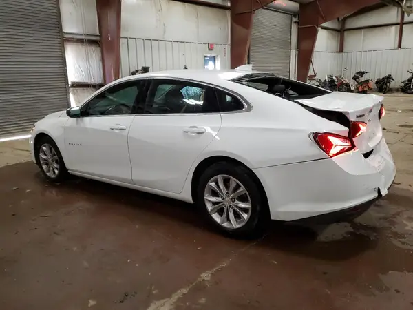 1G1ZD5ST3KF176226 2019 CHEVROLET MALIBU - Image 2