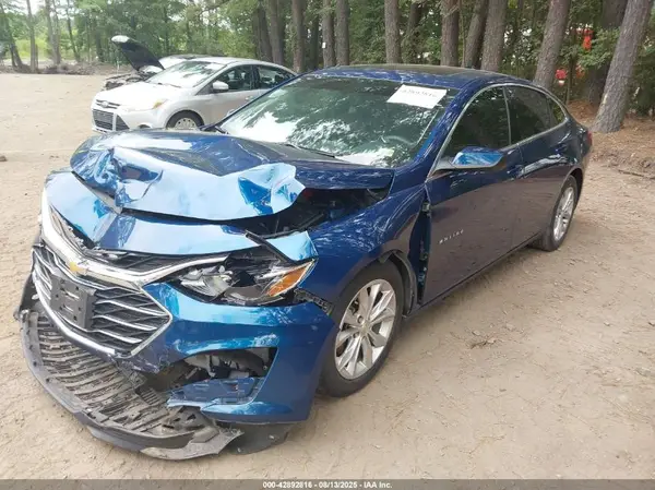 1G1ZD5ST3KF197979 2019 CHEVROLET MALIBU - Image 2