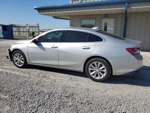 1G1ZD5ST3KF215347 2019 CHEVROLET MALIBU - Image 2