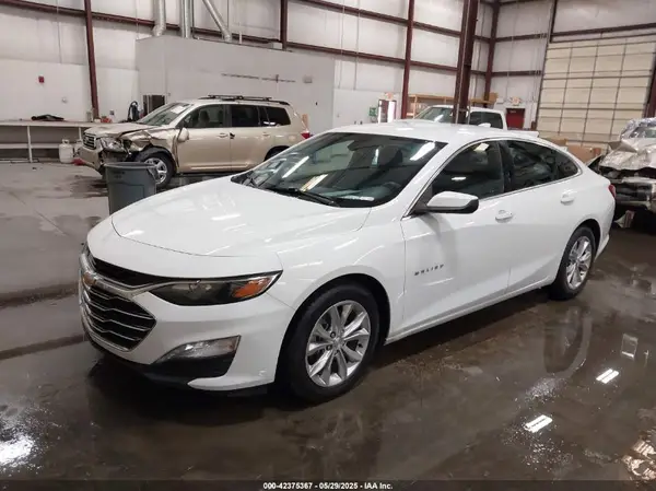 1G1ZD5ST3KF215722 2019 CHEVROLET MALIBU - Image 2