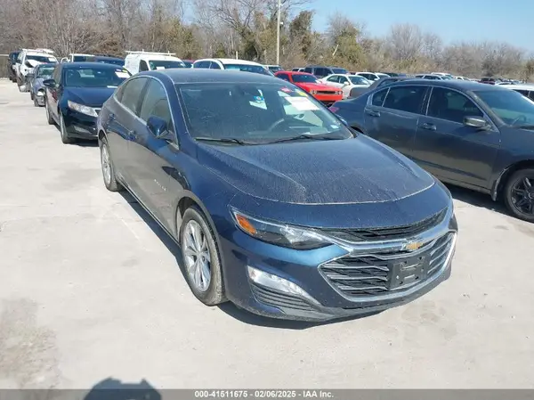 1G1ZD5ST3KF216384 2019 CHEVROLET MALIBU - Image 1