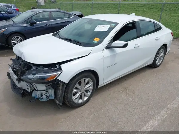 1G1ZD5ST3LF041071 2020 CHEVROLET MALIBU - Image 2