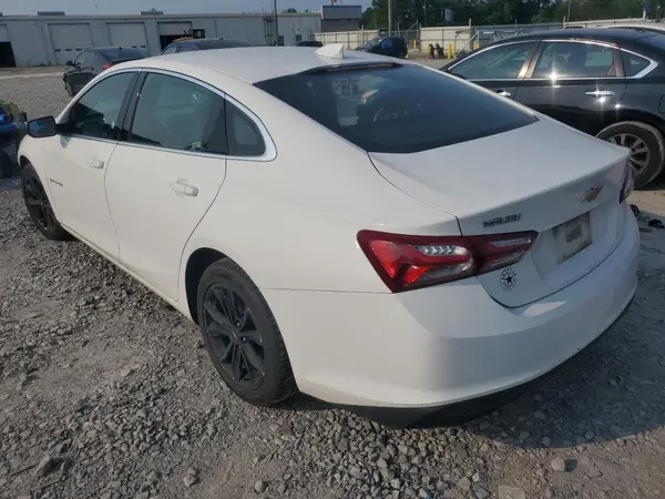 1G1ZD5ST3LF044889 2020 CHEVROLET MALIBU - Image 2