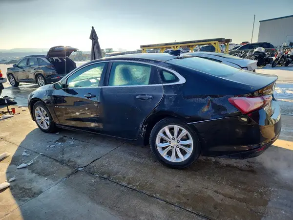 1G1ZD5ST3LF061675 2020 CHEVROLET MALIBU - Image 2