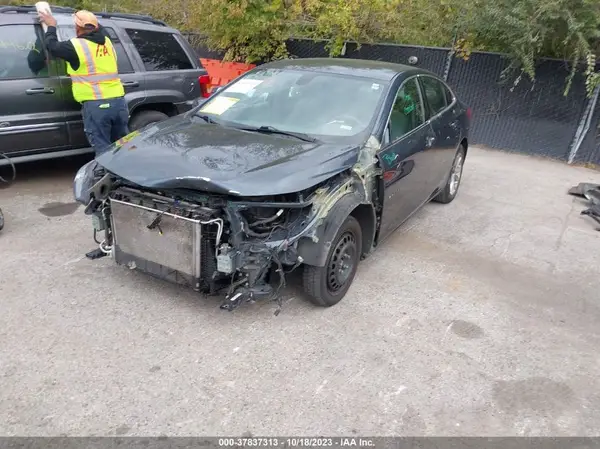 1G1ZD5ST3LF074930 2020 CHEVROLET MALIBU - Image 2