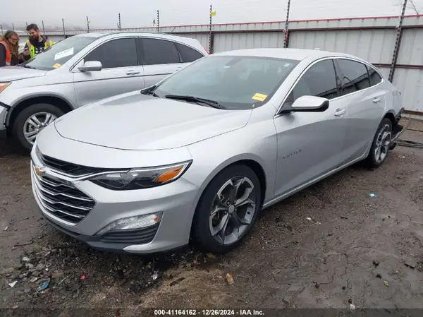 1G1ZD5ST3LF098628 2020 CHEVROLET MALIBU - Image 2