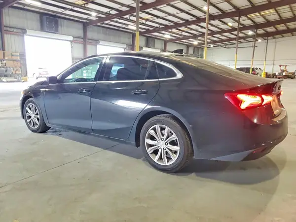 1G1ZD5ST3LF098709 2020 CHEVROLET MALIBU - Image 2