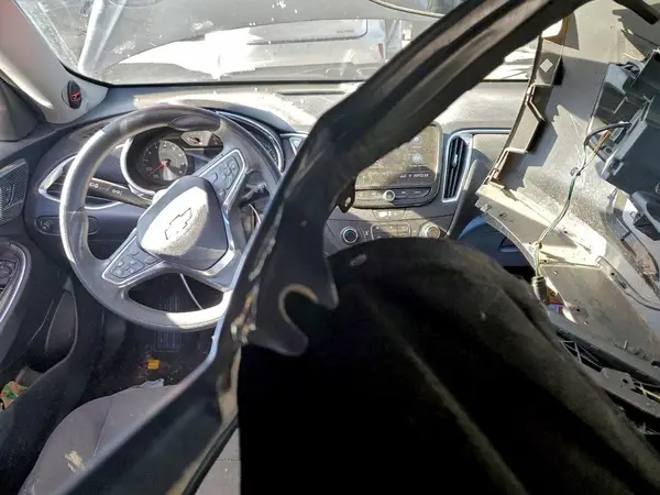 1G1ZD5ST3LF103715 2020 CHEVROLET MALIBU - Image 8