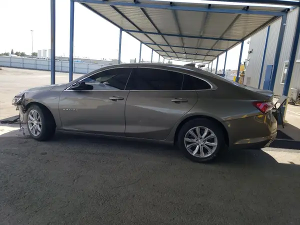 1G1ZD5ST3LF109403 2020 CHEVROLET MALIBU - Image 2