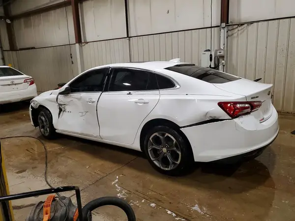 1G1ZD5ST3LF110101 2020 CHEVROLET MALIBU - Image 2