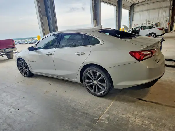 1G1ZD5ST3MF007357 2021 CHEVROLET MALIBU - Image 2