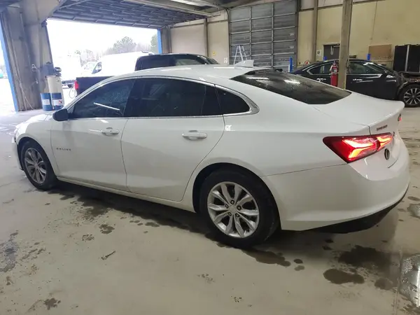 1G1ZD5ST3MF027706 2021 CHEVROLET MALIBU - Image 2