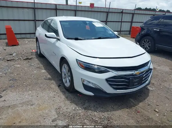 1G1ZD5ST3MF047020 2021 CHEVROLET MALIBU - Image 1