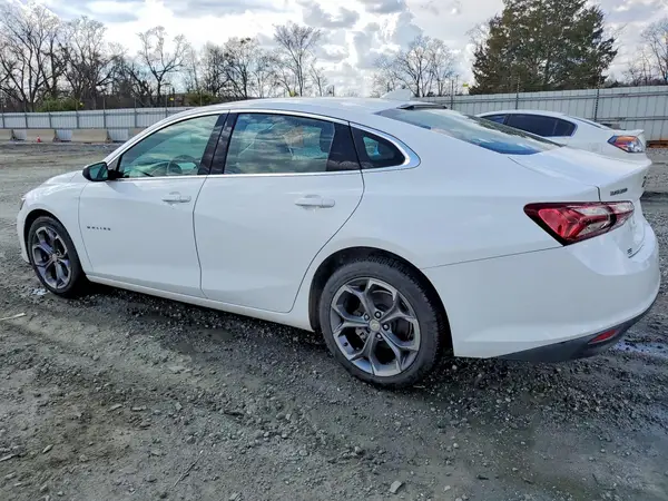 1G1ZD5ST3MF060138 2021 CHEVROLET MALIBU - Image 2