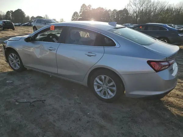 1G1ZD5ST3MF066697 2021 CHEVROLET MALIBU - Image 2
