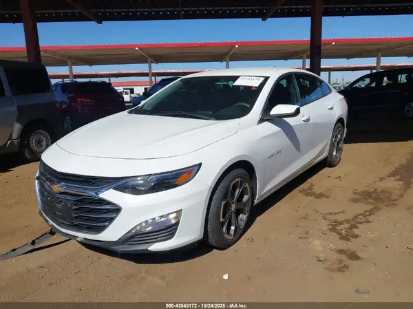 1G1ZD5ST3NF172276 2022 CHEVROLET MALIBU - Image 2