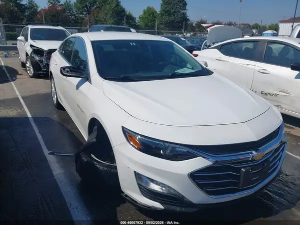 1G1ZD5ST3NF176084 2022 CHEVROLET MALIBU - Image 1