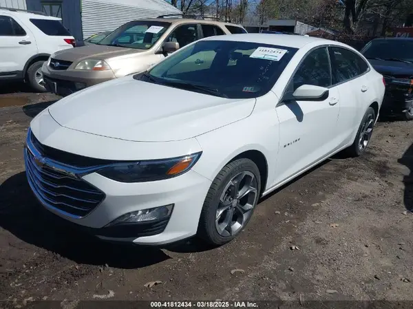 1G1ZD5ST3PF180753 2023 CHEVROLET MALIBU - Image 2