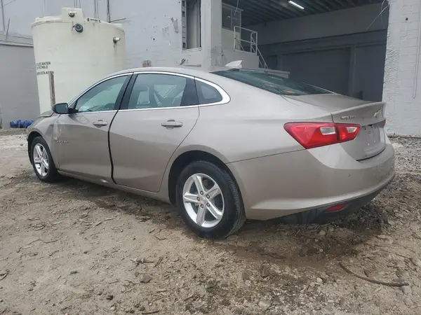 1G1ZD5ST3RF213818 2024 CHEVROLET MALIBU - Image 2