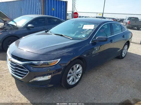 1G1ZD5ST3SF136230 2025 CHEVROLET MALIBU - Image 2