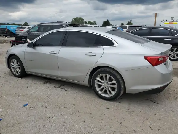 1G1ZD5ST4JF104806 2018 CHEVROLET MALIBU - Image 2