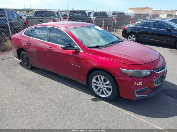 1G1ZD5ST4JF105633 2018 CHEVROLET MALIBU - Image 1