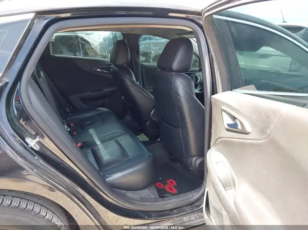 1G1ZD5ST4JF106085 2018 CHEVROLET MALIBU - Image 8