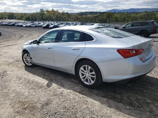 1G1ZD5ST4JF106460 2018 CHEVROLET MALIBU - Image 2
