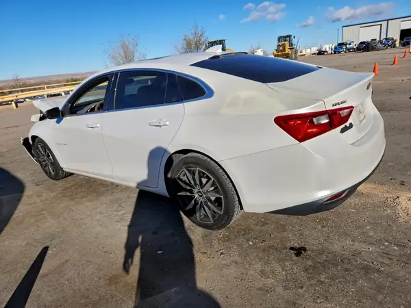 1G1ZD5ST4JF110265 2018 CHEVROLET MALIBU - Image 2