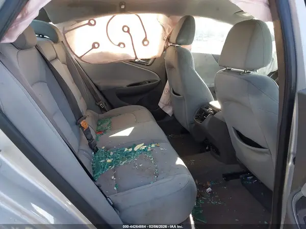 1G1ZD5ST4JF111366 2018 CHEVROLET MALIBU - Image 8
