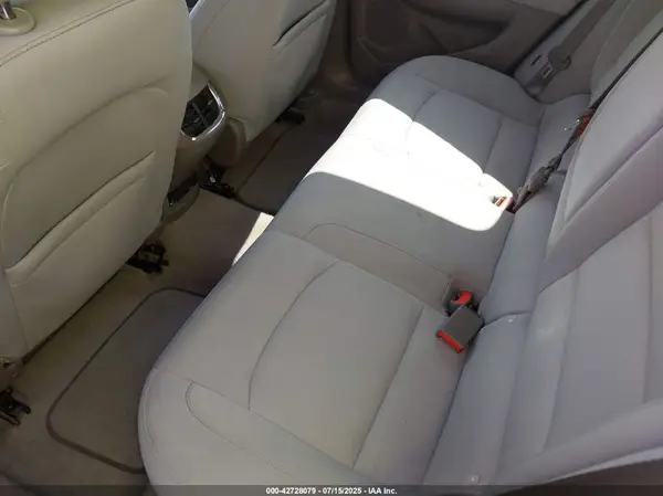 1G1ZD5ST4JF111724 2018 CHEVROLET MALIBU - Image 8