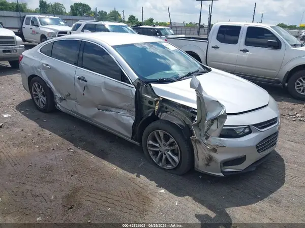1G1ZD5ST4JF117541 2018 CHEVROLET MALIBU - Image 1