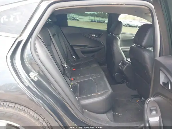 1G1ZD5ST4JF122464 2018 CHEVROLET MALIBU - Image 8