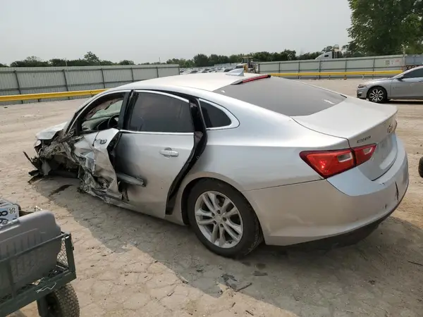 1G1ZD5ST4JF122979 2018 CHEVROLET MALIBU - Image 2