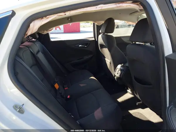 1G1ZD5ST4JF129611 2018 CHEVROLET MALIBU - Image 8
