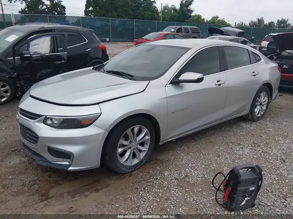 1G1ZD5ST4JF129639 2018 CHEVROLET MALIBU - Image 2