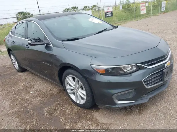 1G1ZD5ST4JF134775 2018 CHEVROLET MALIBU - Image 1
