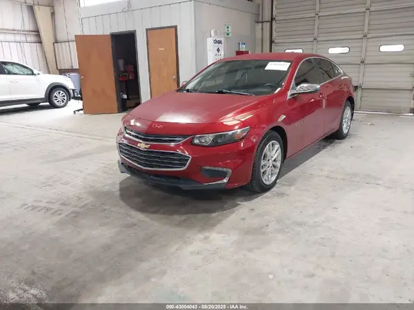 1G1ZD5ST4JF138714 2018 CHEVROLET MALIBU - Image 2