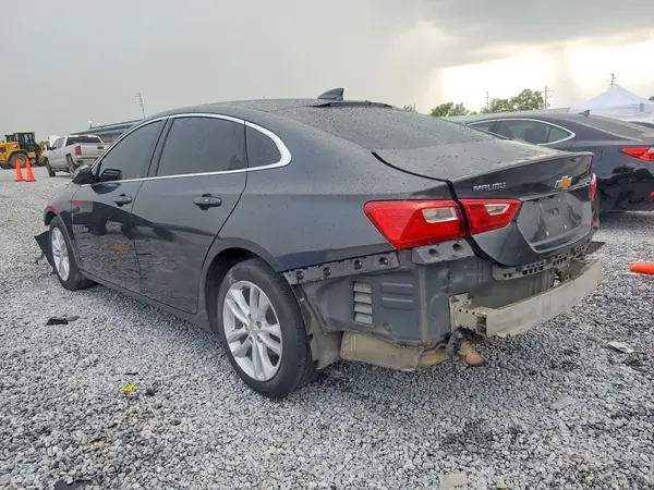 1G1ZD5ST4JF139703 2018 CHEVROLET MALIBU - Image 2