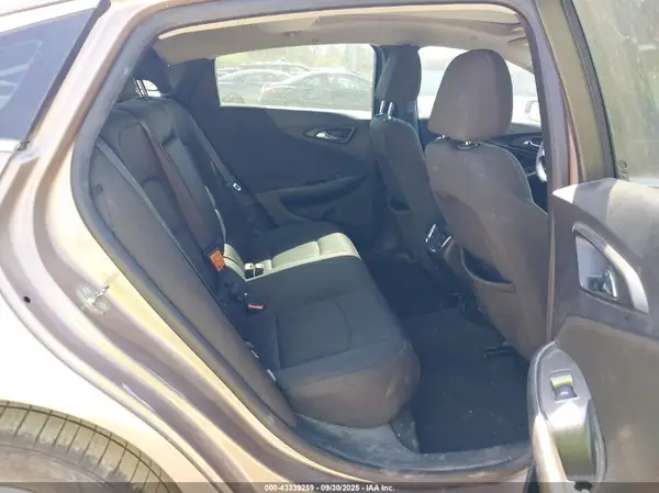 1G1ZD5ST4JF139989 2018 CHEVROLET MALIBU - Image 8