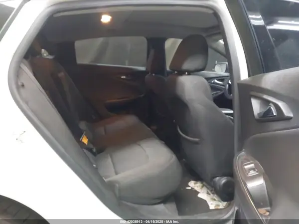 1G1ZD5ST4JF144318 2018 CHEVROLET MALIBU - Image 8